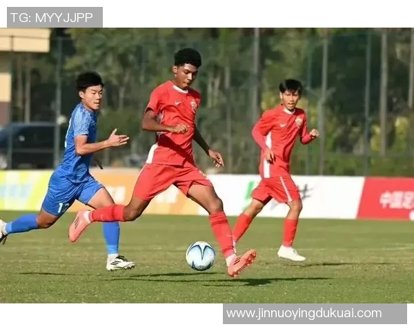 亚洲血统足球明星盘点谁是绿茵场上的混血传奇