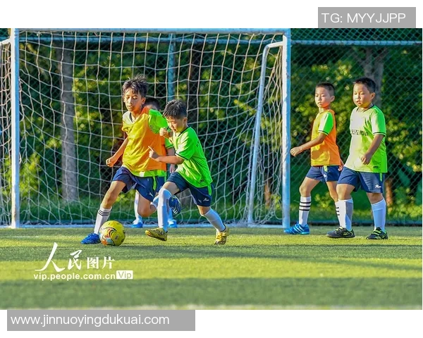 儿童五人足球的魅力与发展潜力探讨促进青少年健康成长的体育活动