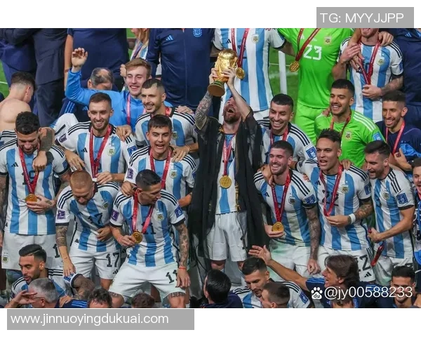 全球足球明星盘点他们的成就与影响力分析 全球足球明星盘点他们的成就与影响力分析