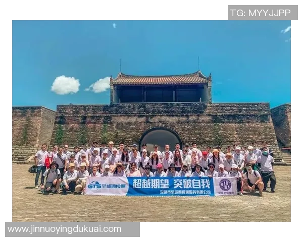 武汉攀岩队勇敢反击探索创新之路重塑竞技精神与团队凝聚力